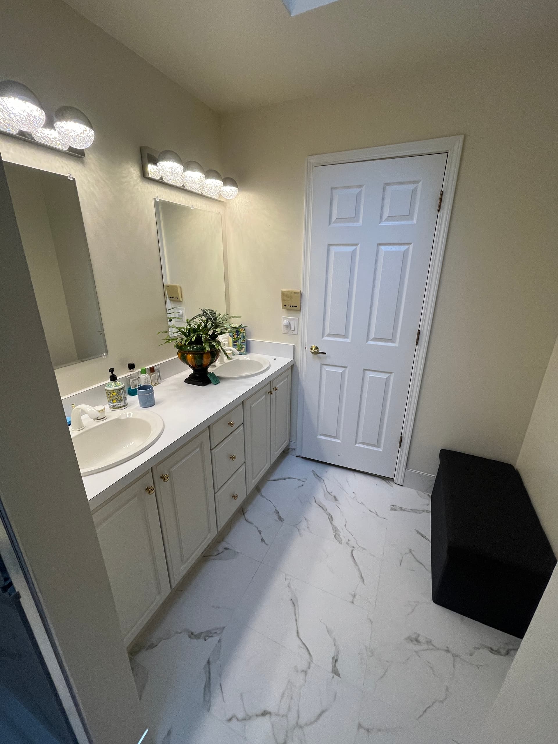 Completed bathroom remodeling project 24 by Stone Works Remodeling — Metro Detroit, MI